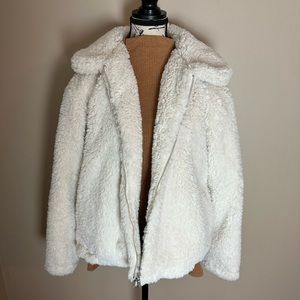 NWT. White fuzzy teddy jacket size large. Very soft
